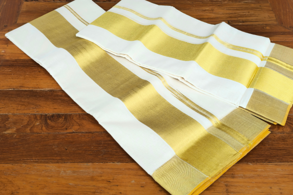 Golden Double set Dothi with blouse (Mundum neriyathum/Pudavayum Kavanium)