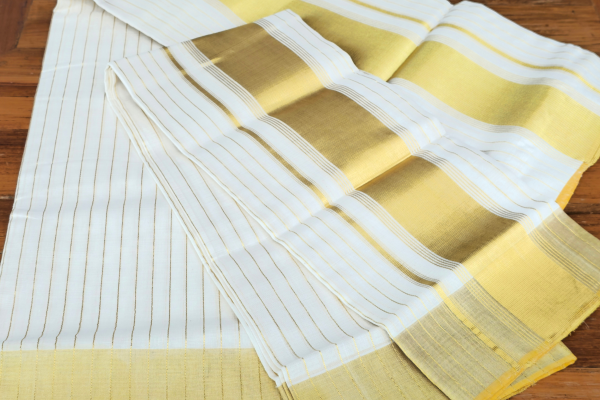 Golden border and striped single set Dothi with blouse (Mundum neriyathum)