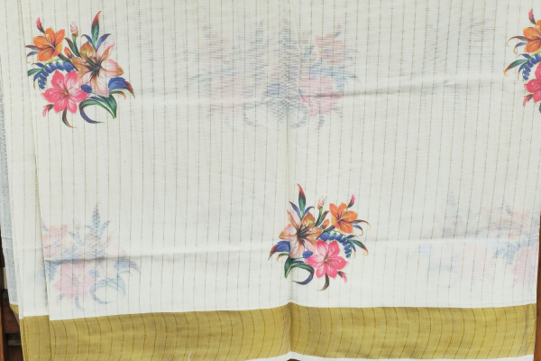 Floral printed design saree
