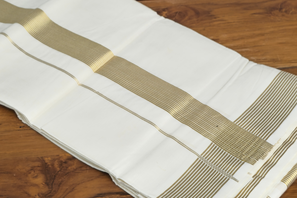 Golden line border Men’s Dothi